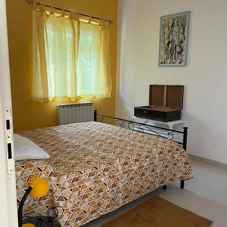 I Fiori A Apartment Faraone